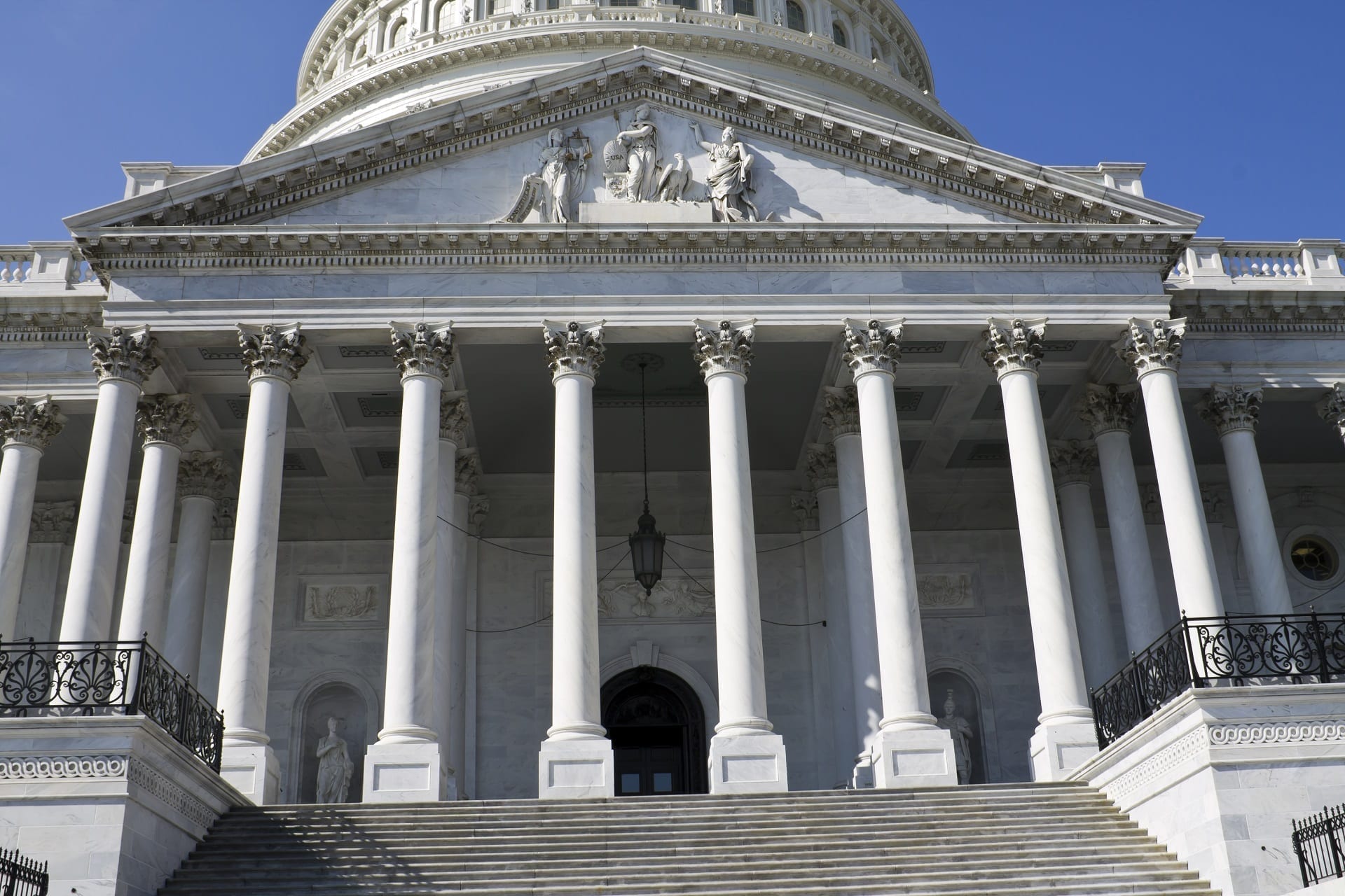 Financial Government